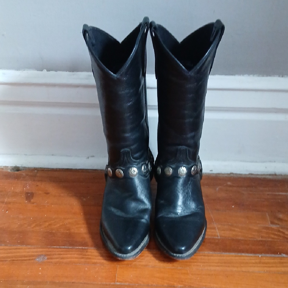 Black Leather Women's Boots With Silver Sturrups Size 7